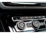 Volkswagen Touran 1.5 TSI Highline 7p | Schuif/ Kantel panoramadak | Navigatie | Stoelverwarming | Adaptieve Cruise Control | Ergo | LED Koplampen | Metalic Lak | Lichtmetalen Velgen | Velours/ Alcantara Bekleding |