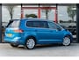 Volkswagen Touran 1.5 TSI Highline 7p | Schuif/ Kantel panoramadak | Navigatie | Stoelverwarming | Adaptieve Cruise Control | Ergo | LED Koplampen | Metalic Lak | Lichtmetalen Velgen | Velours/ Alcantara Bekleding |