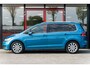 Volkswagen Touran 1.5 TSI Highline 7p | Schuif/ Kantel panoramadak | Navigatie | Stoelverwarming | Adaptieve Cruise Control | Ergo | LED Koplampen | Metalic Lak | Lichtmetalen Velgen | Velours/ Alcantara Bekleding |