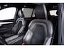 Volvo XC90 2.0 T8 Twin Engine AWD R-Design Trekhaak - Panoromadak - Head Up - IntelliSafe Surround - Keyless Drive - Verwarmbaar stuurwiel - Getinte Ruiten - Stoelverwarming voor - Elektrisch verstelbare passagiersstoel -