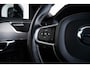 Volvo XC90 2.0 T8 Twin Engine AWD R-Design Trekhaak - Panoromadak - Head Up - IntelliSafe Surround - Keyless Drive - Verwarmbaar stuurwiel - Getinte Ruiten - Stoelverwarming voor - Elektrisch verstelbare passagiersstoel -