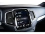 Volvo XC90 2.0 T8 Twin Engine AWD R-Design Trekhaak - Panoromadak - Head Up - IntelliSafe Surround - Keyless Drive - Verwarmbaar stuurwiel - Getinte Ruiten - Stoelverwarming voor - Elektrisch verstelbare passagiersstoel -