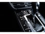 Porsche Macan 2.0 Panoramadak - Stuurbekrachtiging Plus - Bestuurdersstoelgeheugen pakket - Licht Comfort Pakket - Stoelverwaming voor/achter - BOSE - GT sportstuurwiel - Verkeerstekenherkenning - Achteruitrijcamera -