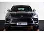 Porsche Macan 2.0 Panoramadak - Stuurbekrachtiging Plus - Bestuurdersstoelgeheugen pakket - Licht Comfort Pakket - Stoelverwaming voor/achter - BOSE - GT sportstuurwiel - Verkeerstekenherkenning - Achteruitrijcamera -