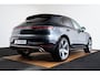 Porsche Macan 2.0 Panoramadak - Stuurbekrachtiging Plus - Bestuurdersstoelgeheugen pakket - Licht Comfort Pakket - Stoelverwaming voor/achter - BOSE - GT sportstuurwiel - Verkeerstekenherkenning - Achteruitrijcamera -