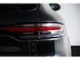Porsche Macan 2.0 Panoramadak - Stuurbekrachtiging Plus - Bestuurdersstoelgeheugen pakket - Licht Comfort Pakket - Stoelverwaming voor/achter - BOSE - GT sportstuurwiel - Verkeerstekenherkenning - Achteruitrijcamera -
