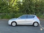 Hyundai i30 1.6i Dynamic NETTE AUTO RIJDT EN SCHAKELT GOED