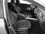 Mercedes-Benz B-klasse 250 e Business Solution AMG Limited | Trekhaak | Achteruitrijcamera | Stoelverwarming |