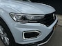 Volkswagen T-Roc 1.0 TSI Style // led koplampen // trekhaak //