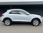 Volkswagen T-Roc 1.0 TSI Style // led koplampen // trekhaak //