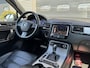 Volkswagen Touareg 3.0 TSI Hybrid Highline | Luchtvering | Stoel Ventilatie/Verwarming | Camera | Trekhaak |