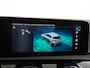 Mercedes-Benz A-klasse 200 AMG | Sfeerverlichting | 360° Camera | 19" AMG Velgen | Head-up Display | Augmented Reality | Multibeam LED Koplampen | Stoelverwarming voor