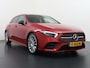 Mercedes-Benz A-klasse 200 AMG | Sfeerverlichting | 360° Camera | 19" AMG Velgen | Head-up Display | Augmented Reality | Multibeam LED Koplampen | Stoelverwarming voor