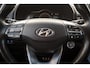 Hyundai Kona Electric EV Premium 64 kWh | Adapt. Cruise | Leder | Head-Up | Elektr. Stoelen | Camera