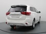 Mitsubishi Outlander 2.4 PHEV Pure Camera | Climate | Cruise | Parkeersens. achter | Trekhaak