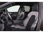 Volvo XC60 T6 Recharge AWD Plus Dark - LONG RANGE - Luchtvering - Panorama/schuifdak - IntelliSafe Assist & Surround - 360º Camera - Harman/Kardon audio - Heico uitlaatsierstukken - Verwarmde voorstoelen, stuur & achterbank - Parkeersensoren voor & achter - Elektr. bedienb. voorstoelen met geheugen - Draadloze tel. lader - Extra getint glas - 22' LMV