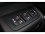 Volvo XC60 T6 Recharge AWD Plus Dark - LONG RANGE - Luchtvering - Panorama/schuifdak - IntelliSafe Assist & Surround - 360º Camera - Harman/Kardon audio - Heico uitlaatsierstukken - Verwarmde voorstoelen, stuur & achterbank - Parkeersensoren voor & achter - Elektr. bedienb. voorstoelen met geheugen - Draadloze tel. lader - Extra getint glas - 22' LMV