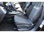 Audi A3 Sportback 30 TFSI Business edition | Incl. 12 maanden Garantie | Keyless entry/start | Parkeersensoren | Schakelmogelijkheid aan stuurwiel | Apple CarPlay/Android Auto | Navigatie | Climate controle | Cruise controle | Virtual cockpit | Draadloze telefoonlader | Lane assist | Zwarte hemel bekleding | 17 Inch LMV | LED koplampen | Origineel NL auto | NAP |