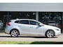 Volvo V40 1.6 T2 Momentum | Navi | Stoelverw. | PDC | Cruise | Verwarmde voorruit