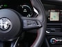 Alfa Romeo Giulia 2.0 Turbo 280 PK Competizione Q4 AWD | Pano | Harman | 19"