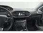 Peugeot 308 PureTech 130 EAT6 Allure | Trekhaak | Camera | Panoramadak | Apple Carplay