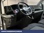 Volkswagen Crafter 2.0 TDI 140 pk L3H3 L2H2 Euro6 Airco | PDC | 3000kg trekvermogen | Apple Carplay Android Auto, Parkeersensoren, Bijrijdersbank