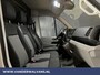 Volkswagen Crafter 2.0 TDI 140 pk L3H3 L2H2 Euro6 Airco | PDC | 3000kg trekvermogen | Apple Carplay Android Auto, Parkeersensoren, Bijrijdersbank