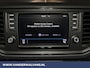 Volkswagen Crafter 2.0 TDI 140 pk L3H3 L2H2 Euro6 # Airco | Cruisecontrol | Camera | Apple Carplay Android Auto, Parkeersensoren, Bijrijdersbank, 3000kg Trekvermogen