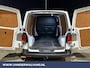 Volkswagen Transporter 2.0 TDI 150 pk L2H1 Euro6 Airco | Trekhaak | Apple Carplay | Android Auto Parkeersensoren, Cruisecontrol