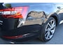 Skoda Superb Combi 2.0 TDI 140Kw EURO6 4x4 Sportline Business - PANORAMADAK - NAVIGATIE - XENON - 19" VELGEN