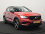 Volvo XC40 T4 Recharge R-Design Plug in Hybrid | PHEV | Camera | Carplay | LED | Alcantara Sportstoelen Verwarmd | Stuurwielverwarming | 19'' L.M. |