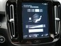 Volvo XC40 T4 Recharge R-Design Plug in Hybrid | PHEV | Camera | Carplay | LED | Alcantara Sportstoelen Verwarmd | Stuurwielverwarming | 19'' L.M. |
