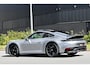 Porsche 911 3.0 Carrera MY25. BTW. Sport Design, Chrono, Lift, Pano, SportUitl, Leder, HD-Matrix, 14 Weg, Koeling, 360, ACC, Bose!