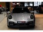 Porsche 911 3.0 Carrera MY25. BTW. Sport Design, Chrono, Lift, Pano, SportUitl, Leder, HD-Matrix, 14 Weg, Koeling, 360, ACC, Bose!