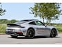 Porsche 911 3.0 Carrera MY25. BTW. Sport Design, Chrono, Lift, Pano, SportUitl, Leder, HD-Matrix, 14 Weg, Koeling, 360, ACC, Bose!