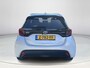 Toyota Yaris 1.5 Hybrid Dynamic | 06-10141018 Voor meer informatie