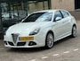 Alfa Romeo Giulietta 1.4 T Distinctive Automaat Navi Clima Cruise PDC