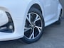 Toyota Yaris 1.5 VVT-i Style / Facelift / Apple carplay / Privacy glass