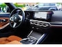 BMW 3-Serie 330e xDrive M-pakket | BMW LED | Adaptieve Cruise | Camera | Harman/Kardon | Carbon | Driving Assistant | Active Guard