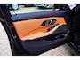 BMW 3-Serie 330e xDrive M-pakket | BMW LED | Adaptieve Cruise | Camera | Harman/Kardon | Carbon | Driving Assistant | Active Guard