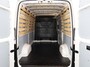 Volkswagen Crafter 35 2.0 TDI L3H3 EURO VI 140 pk Automaat (DSG) | Verlengde garantie | Navigatie | Parkeersensoren (Zijflankbescherming) | Achteruitrijcamera | Cruise control | 2 zitplaatsen rechtsvoor |