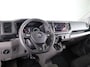 Volkswagen Crafter 35 2.0 TDI L3H3 EURO VI 140 pk Automaat (DSG) | Verlengde garantie | Navigatie | Parkeersensoren (Zijflankbescherming) | Achteruitrijcamera | Cruise control | 2 zitplaatsen rechtsvoor |