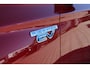 Mitsubishi Outlander 2.0 PHEV Limited Edition X-Line | Incl. 12 maanden garantie | Trekhaak | Camera | Stoelverwarming | Schuif/kantel dak | Parkeersensoren | Cruise control | 18" velgen | Climate control | Isofix | Elektrische kofferklep | Keyless entry + start |