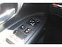 Mitsubishi Outlander 2.0 PHEV Limited Edition X-Line | Incl. 12 maanden garantie | Trekhaak | Camera | Stoelverwarming | Schuif/kantel dak | Parkeersensoren | Cruise control | 18" velgen | Climate control | Isofix | Elektrische kofferklep | Keyless entry + start |