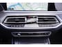 BMW X5 xDrive45e M Sport Head-up Luchtvering v+a Softclose Apple Carplay Camera 360 Trekhaak 1e Eigenaar Rijklaar