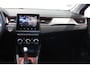 Renault Captur 1.3 TCe 130 Intens | AUTOMAAT | Trekhaak | Stoelverwarming | Dodehoek detectie | Camera achter | Parkeer sensoren voor |