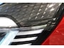 Renault Captur 1.3 TCe 130 Intens | AUTOMAAT | Trekhaak | Stoelverwarming | Dodehoek detectie | Camera achter | Parkeer sensoren voor |