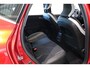 Renault Captur 1.3 TCe 130 Intens | AUTOMAAT | Trekhaak | Stoelverwarming | Dodehoek detectie | Camera achter | Parkeer sensoren voor |