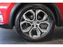 Renault Captur 1.3 TCe 130 Intens | AUTOMAAT | Trekhaak | Stoelverwarming | Dodehoek detectie | Camera achter | Parkeer sensoren voor |