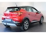 Renault Captur 1.3 TCe 130 Intens | AUTOMAAT | Trekhaak | Stoelverwarming | Dodehoek detectie | Camera achter | Parkeer sensoren voor |